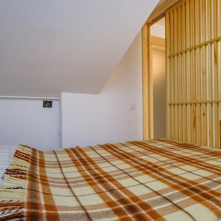 Elegant Apartment Iris Малий Лошинь Екстер'єр фото